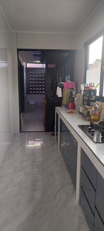 Rumah Huk 2 Lantai di Melati Mas Serpong Dekat Sekolah