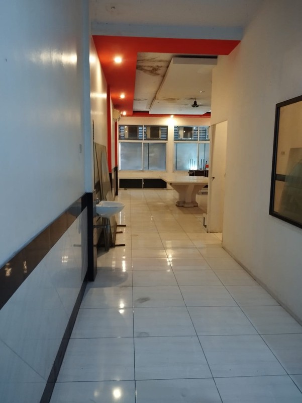 Ruko 2 lantai ex Resto lokasi ramai di Boulevard Raya Kelapa Gading