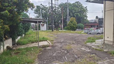 Rumah Hitung Tanah di area Jl. Cirendeu Raya, Cilandak, Jaksel, Luas Tanah 1539m2 (776m2 + 763m2)