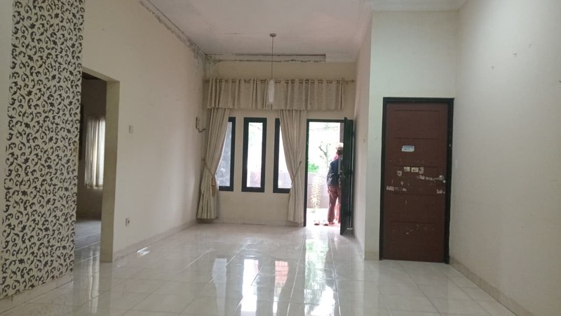 Rumah 2 Lantai Dijual Lokasi Cinere 