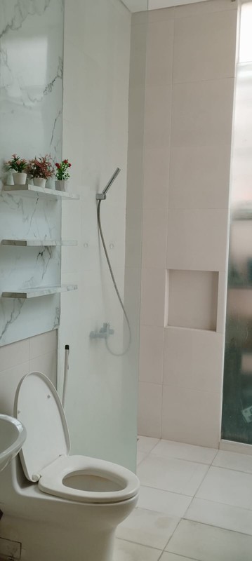 Murah Luas 230 M2 Dijual Rumah Pakuwon Indah - Semi Furnished Modern - Spesial Row Jalan Kembar 