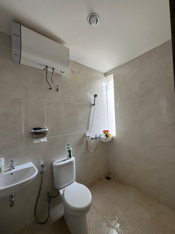 Termurah. Rumah Modern Citra Garden Serpong cluster Aeris, Cisauk