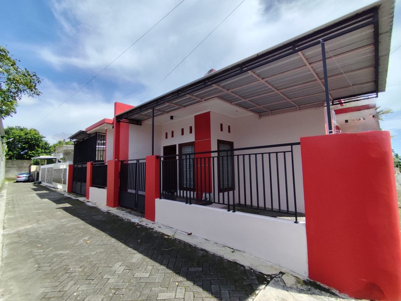 Disewakan Rumah Hook Strategis di Karangsari,Wedomartani, Ngemplak, Sleman Dekat Stadion Maguwoharjo