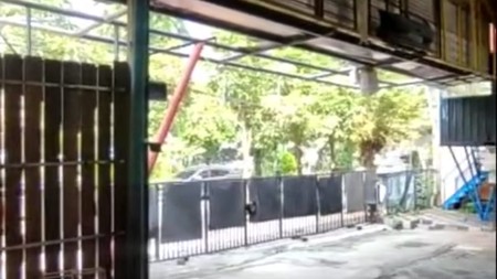 JUAL CEPAT COMMERCIAL AREA JL MAYJEND SUNGKONO