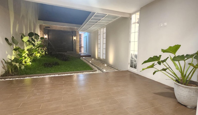 JUAL RUMAH ROYAL RESIDENCE ADDINGTON SIAP HUNI