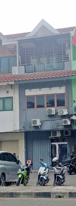 Ruko 3 Lantai di Daan mogot Baru Jakarta Barat 