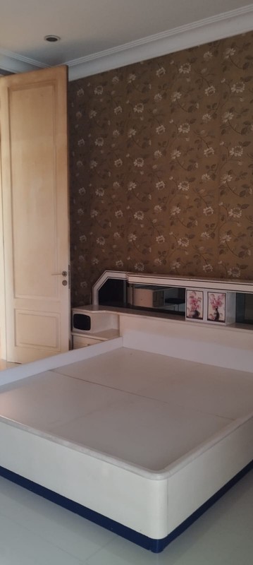 JUAL RUMAH PAKUWON INDAH GRANADA SIAP HUNI