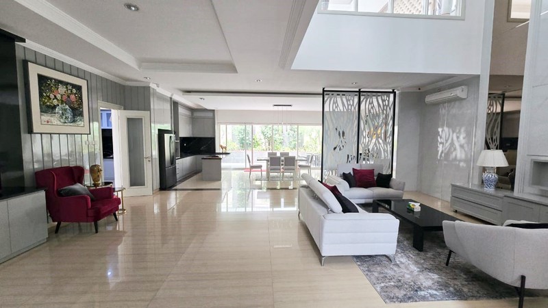 Rumah Baru Dekat Galaxy Mall Surabaya Timur, Puri Galaxy Bougenville Cove, MEWAH, SIAP HUNI