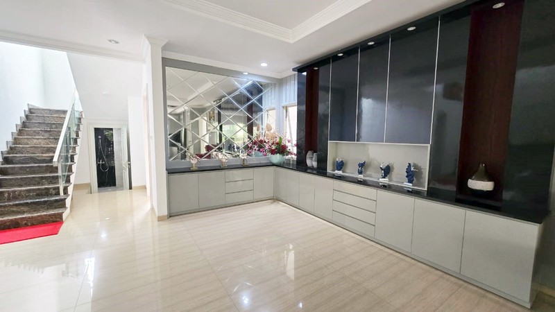 Rumah Baru Dekat Galaxy Mall Surabaya Timur, Puri Galaxy Bougenville Cove, MEWAH, SIAP HUNI