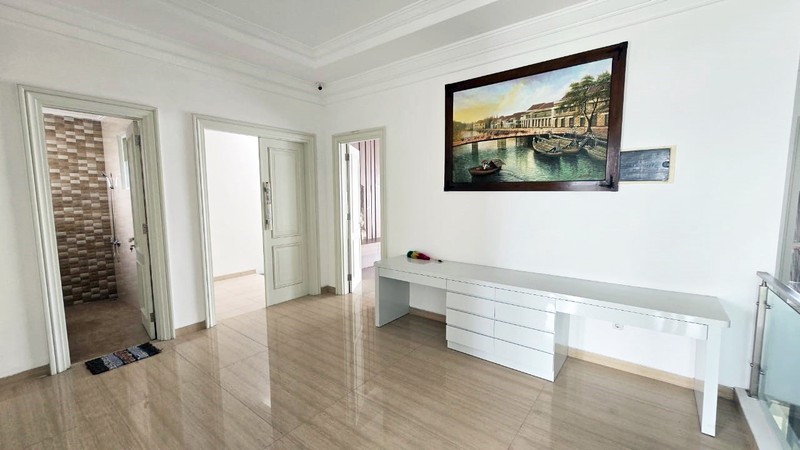 Rumah Baru Dekat Galaxy Mall Surabaya Timur, Puri Galaxy Bougenville Cove, MEWAH, SIAP HUNI