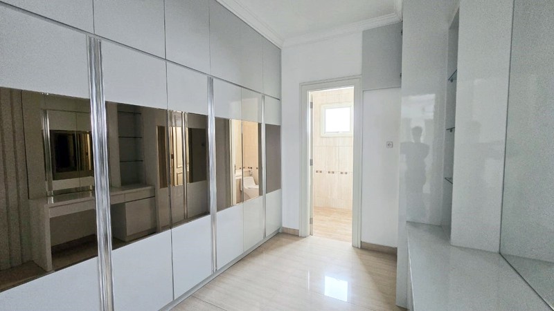 Rumah Baru Dekat Galaxy Mall Surabaya Timur, Puri Galaxy Bougenville Cove, MEWAH, SIAP HUNI