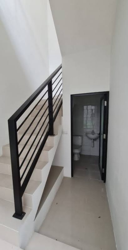 Dijual Cepat Rumah Baru Gress 2 Lantai Mewah  Pondok Tjandra Indah Nanas, Sidoarjo