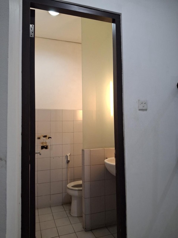 JUAL RUKO 3,5 LANTAI STRATEGIS JL JEMURSARI