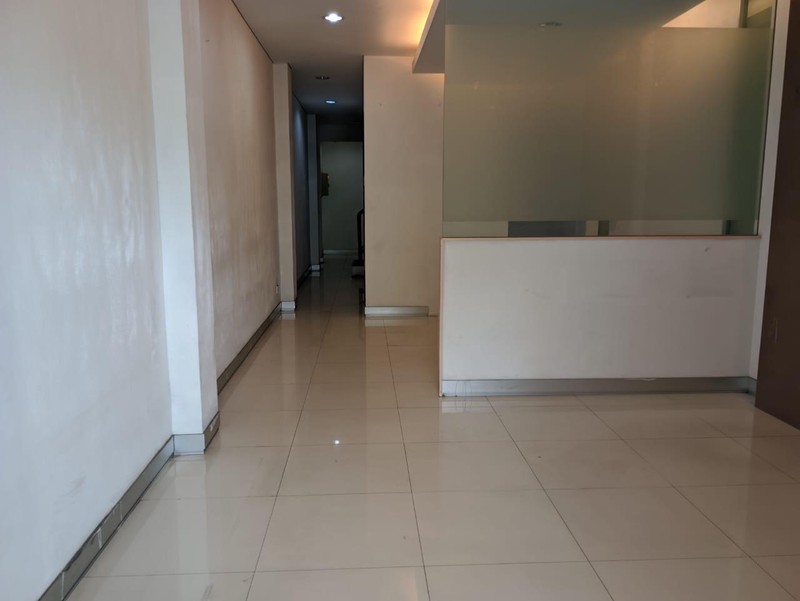 JUAL RUKO 3,5 LANTAI STRATEGIS JL JEMURSARI