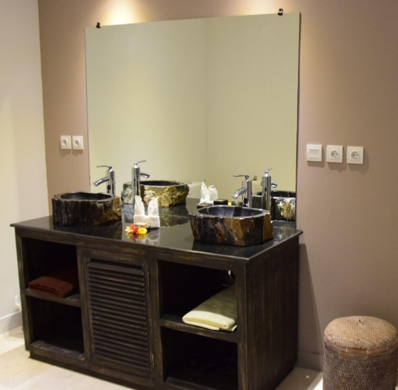 Ultra Modern 6 Bedrooms Home with Jungle Views in Ubud Bali