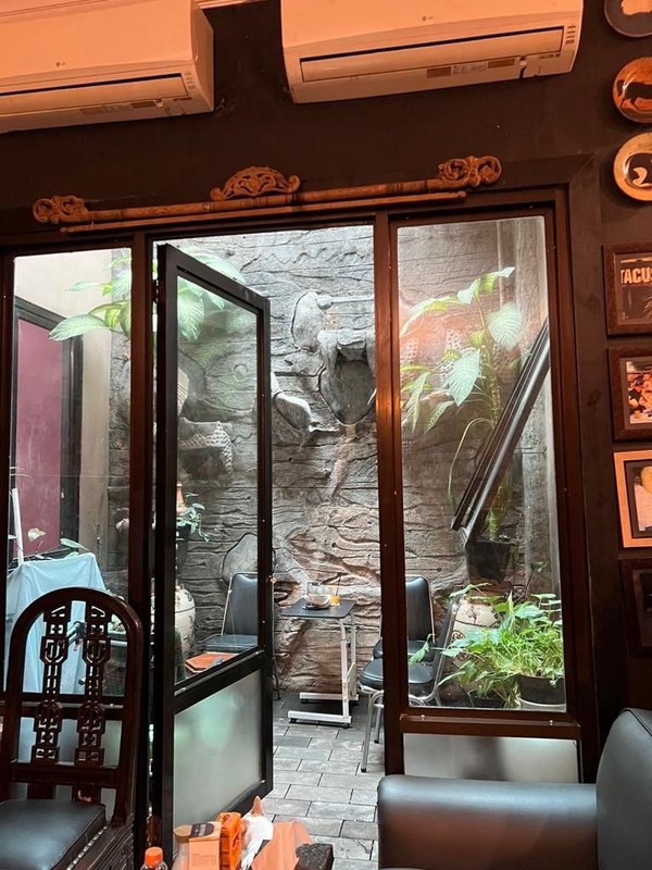 Rumah Siap Huni Lokasi Strategis di Tebet Jakarta Selatan