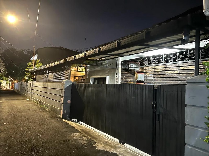 Rumah Siap Huni Lokasi Strategis di Tebet Jakarta Selatan