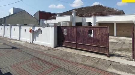 RUMAH STRATEGIS DEKAT UGM - JL. KALIURANG KM 7
