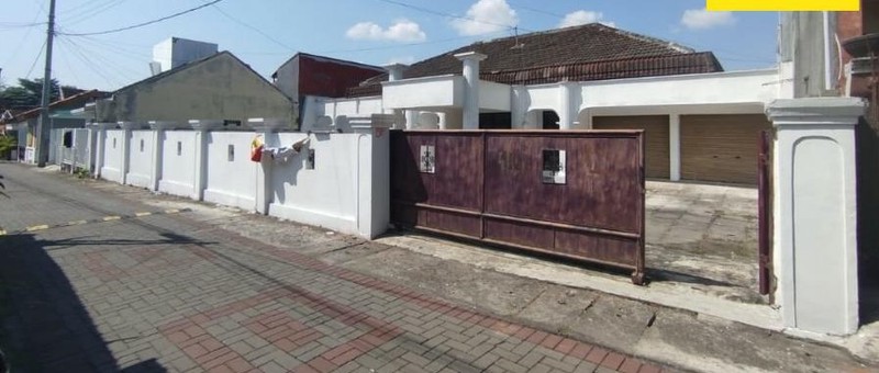 RUMAH STRATEGIS DEKAT UGM - JL. KALIURANG KM 7