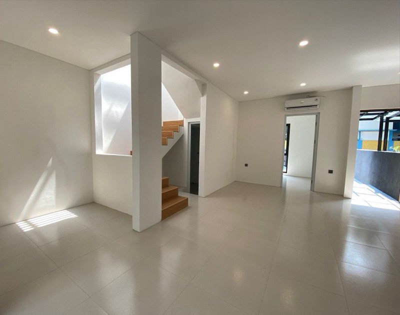 Rumah Baru Dalam Cluster Modern Minimalis Siap Huni di Cipedak, Jagakarsa.