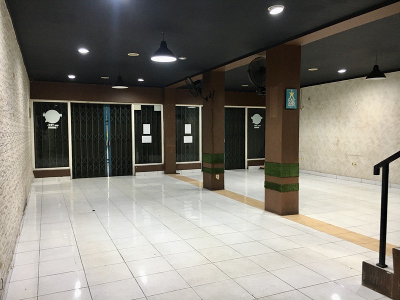 Dijual Ruko Gandeng 2 Unit di Premiere Village Cipondoh Tangerang - Lokasi Strategis & Siap Usaha