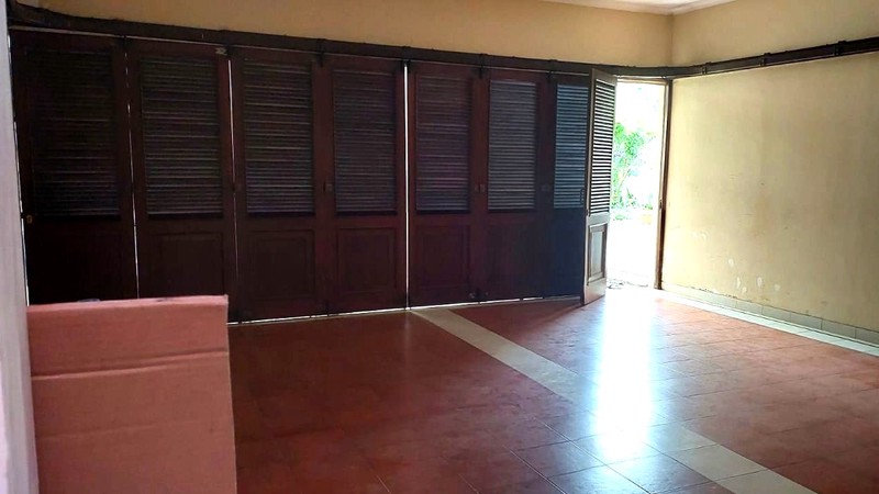 Rumah Luas Cocok untuk Kantor atau Tempat Usaha di Cipete Utara, Dharmawangsa, Kebayoran Baru