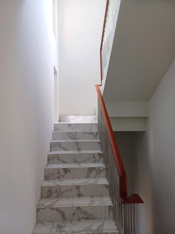 JUAL SEWA RUMAH PAKUWON INDAH SURABAYA