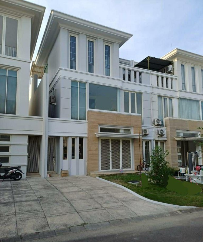 JUAL SEWA RUMAH PAKUWON INDAH SURABAYA