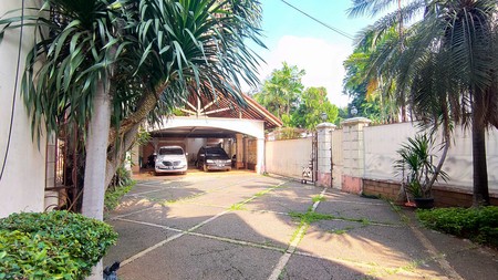 Timeless luxury house di Permata Hijau - One Gated System