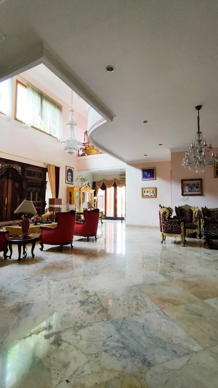 Timeless luxury house di Permata Hijau - One Gated System