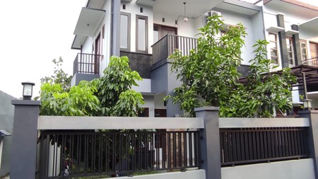 Dijual Rumah 2 Lantai di Lokasi Strategis Banteng (Jakal KM 7) Sinduharjo, Ngaglik Sleman