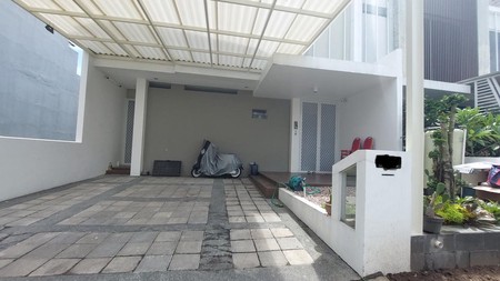 JUAL RUMAH ROYAL RESIDENCE CANAL PARK KAWASAN ELIT