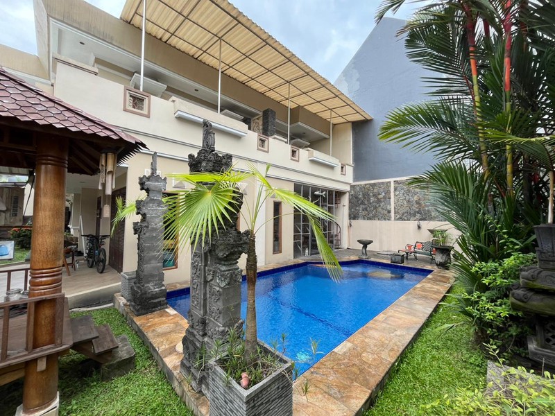 Dijual Rumah Siap Huni di Villa Taman Gapura Citraland Depan Dekat Gwalk