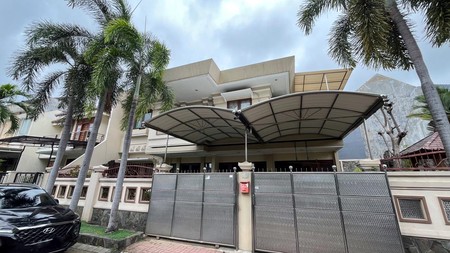 Dijual Rumah Siap Huni di Villa Taman Gapura Citraland Depan Dekat Gwalk