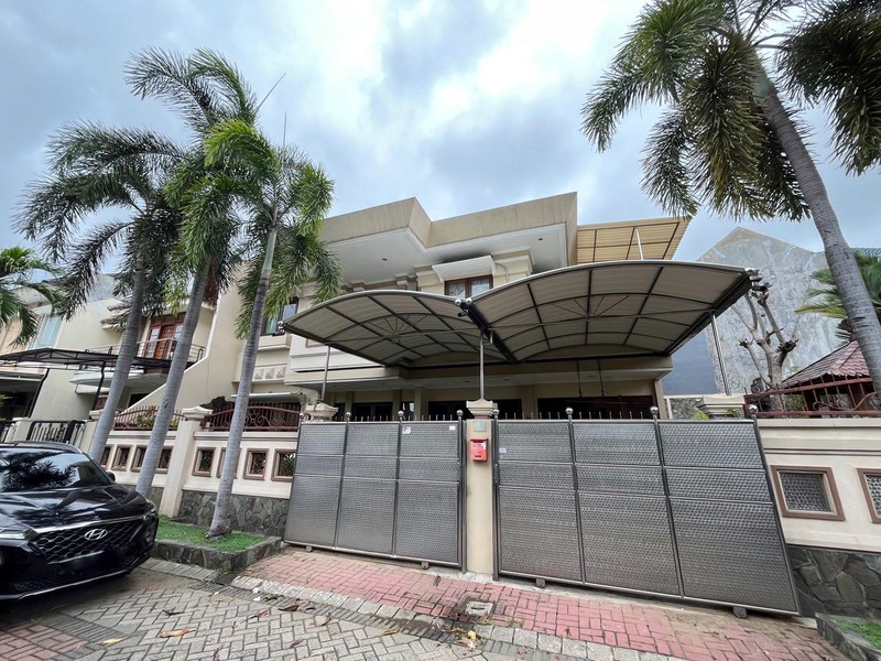 Dijual Rumah Siap Huni di Villa Taman Gapura Citraland Depan Dekat Gwalk
