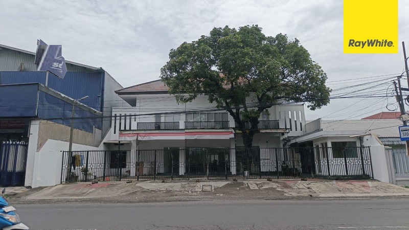 Disewakan Rumah di Jalan Raya Jemursari Surabaya