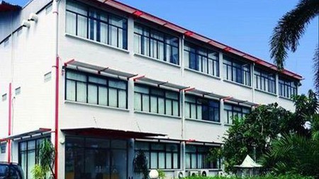 Gudang Siap Huni di Taman Tekno BSD Dekat Akses Tol