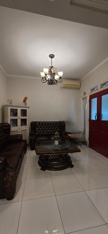 Rumah Cantik siap huni di Bintaro sektor 9