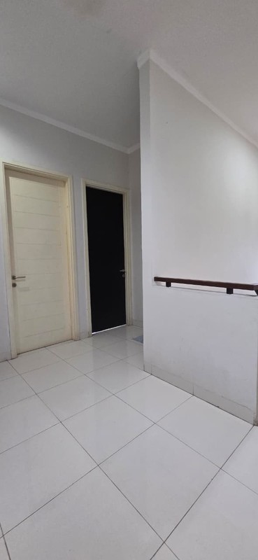 Rumah Cantik siap huni di Bintaro sektor 9