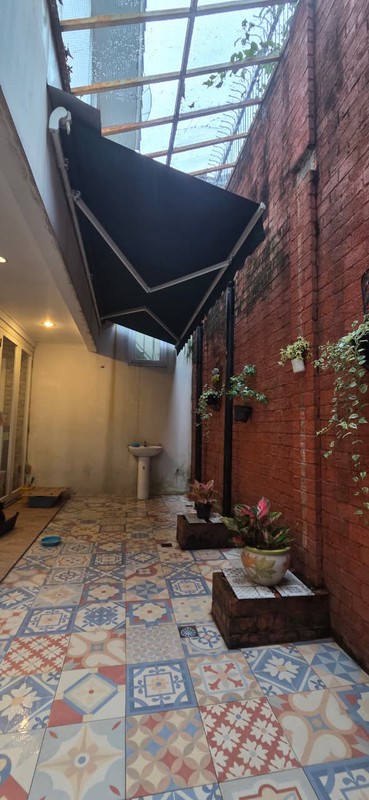 Rumah Cantik siap huni di Bintaro sektor 9