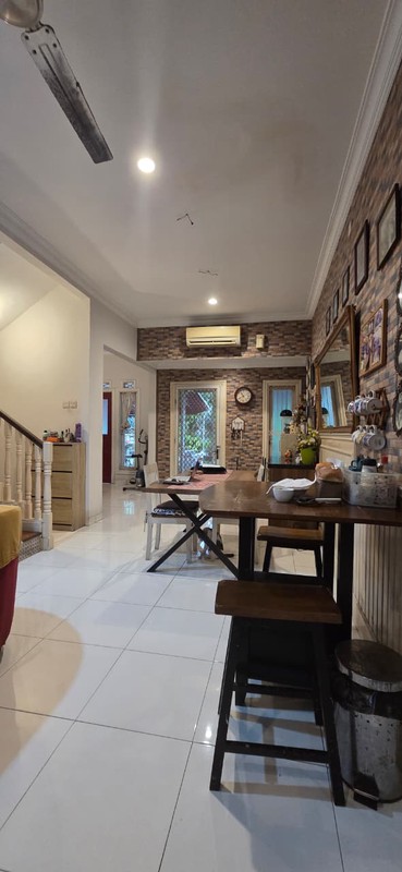 Rumah Cantik siap huni di Bintaro sektor 9