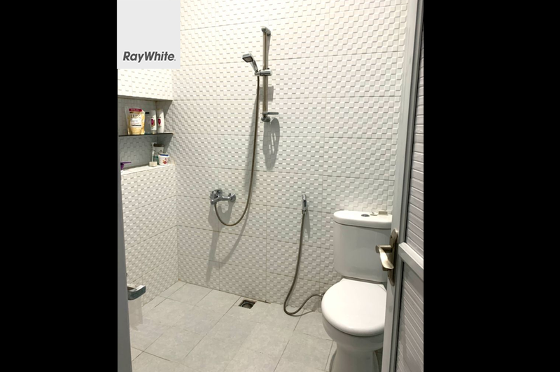 FOR SALE Rumah Cipinang ELok 2 Bangunan 2.5 Lantai Jakarta Timur