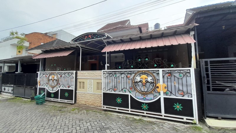 Disewakan Rumah 2 Lantai Lokasi Strategis di Daerah Jambon - Kricak Tegal rejo Yogyakarta 