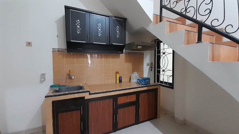 Disewakan Rumah 2 Lantai Lokasi Strategis di Daerah Jambon - Kricak Tegal rejo Yogyakarta 