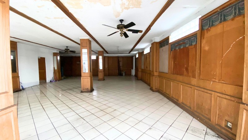 Ruko 2,5 Lantai Lokasi dekat MT. Haryono Residence di Otista Raya Jatinegara Jaktim