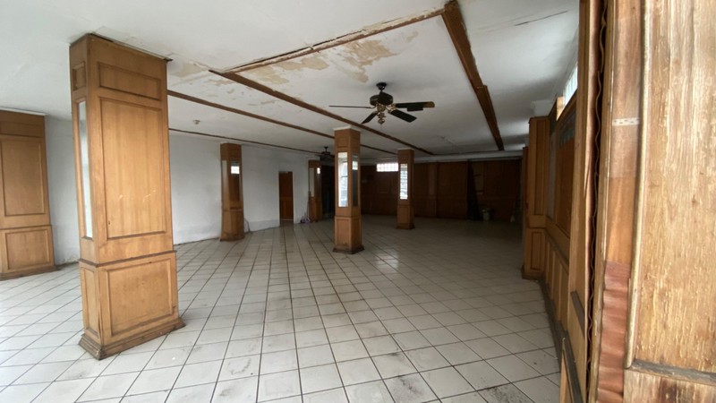 Ruko 2,5 Lantai Lokasi dekat MT. Haryono Residence di Otista Raya Jatinegara Jaktim