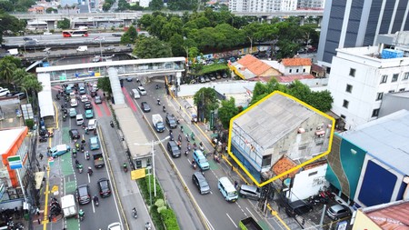 Ruko 2,5 Lantai Lokasi dekat MT. Haryono Residence di Otista Raya Jatinegara Jaktim