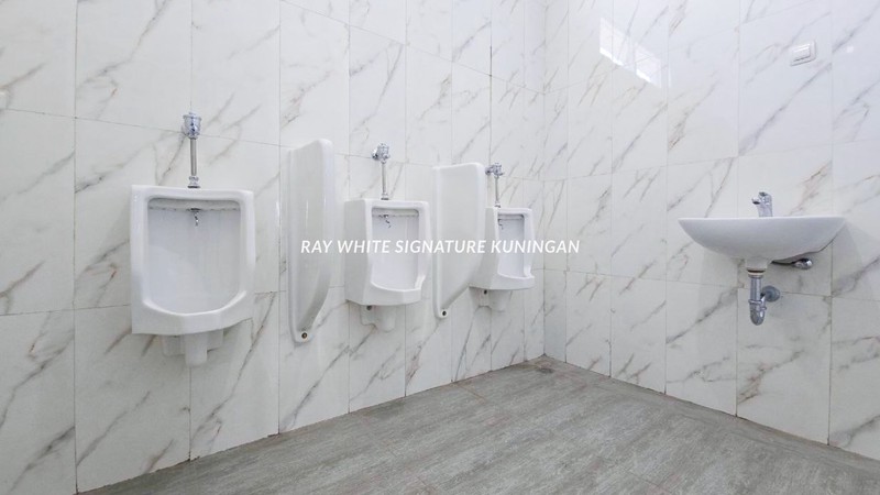 Gedung Brand New 4 Lantai di Kawasan Citeureup, Bogor