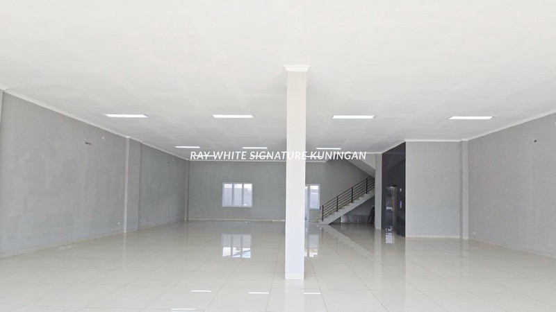 Gedung Brand New 4 Lantai di Kawasan Citeureup, Bogor