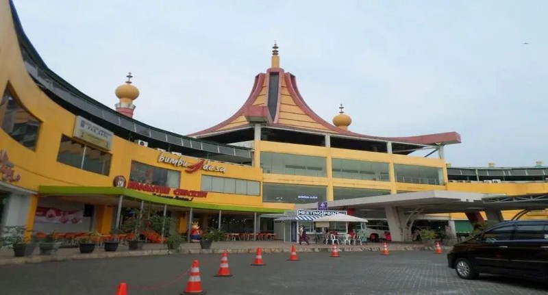Komersial Space dengan fasilitas lengkap cocok untuk Usaha atau Kantor di Rest Area Cibubur KM 10A
